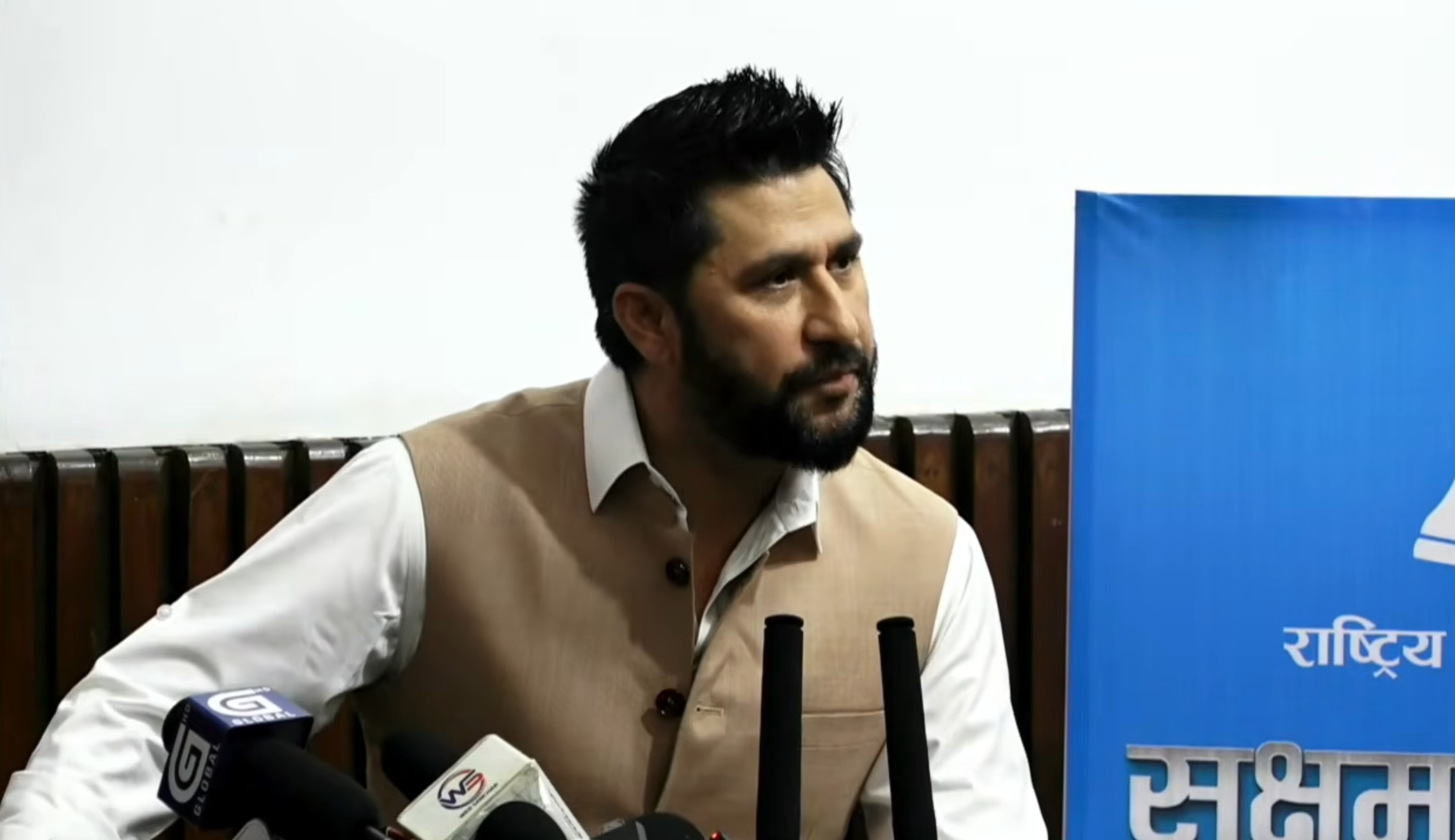 मेरो गर्धन त्यहीँ छ चलाइदिनुस् हतियार,कति मेरो रिस गर्नुहुन्छ ? : रवि लामिछाने